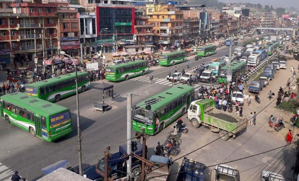 वागमती प्रदेशमा बढ्यो गाडी भाडा, उपत्यकामा ३५ रुपैयाँसम्म तिर्नुपर्ने