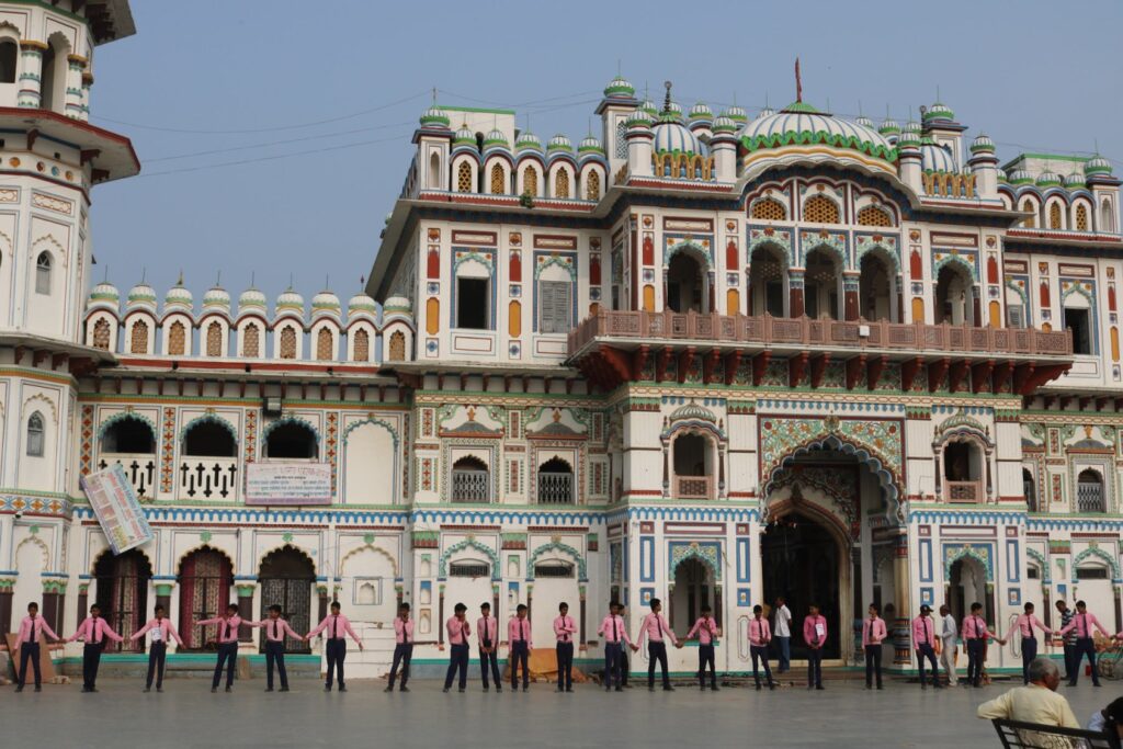 मन्दिरको जग्गा बेचिसके महन्थले, विवाह मण्डपको भूमि भूमाफियाको खल्तीमा