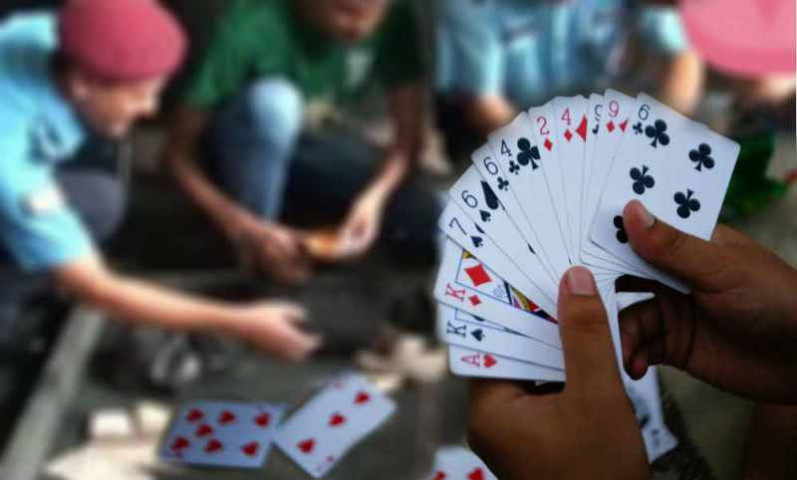 भक्तपुरबाट १२ लाख ४३ हजार रुपैयाँसहित १५ जुवाडे पक्राउ